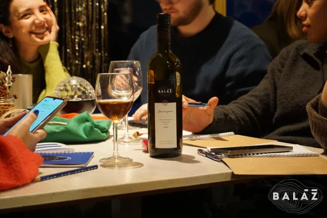 Moc děkujeme @vinarstvibalaz za štědrý sponzorský dar 🫶🍷. Vína Baláž nám zpříjemňují naše akce už několik let a mají úspěch nejen u nás, ale i u našich účastníků. Posloužila jako odměny v různých soutěžích a zároveň jako skvělá reprezentace české vinařské kultury 🇨🇿

🇬🇧 A big thank you to @vinarstvibalaz for their generous sponsorship 🫶🍷. Baláž wines have been making our events more enjoyable for several years now and are a hit not only with us but also with our participants. They have served as prizes in various competitions and, at the same time, as a wonderful representation of the Czech wine culture 🇨🇿